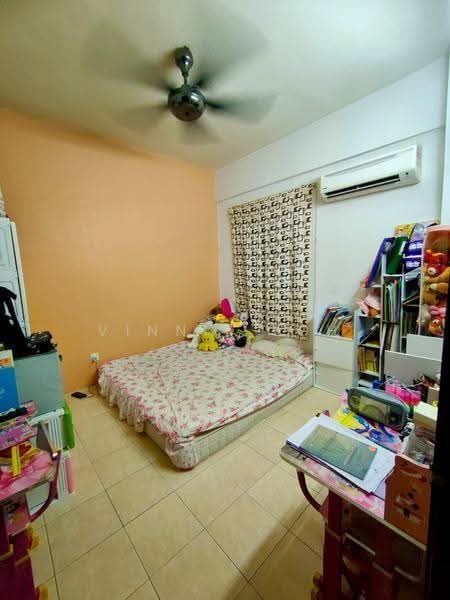 Apartment for Sale at Sri Kristal - Vinnie Loh - Bedroom - PropertyGuru.com.my