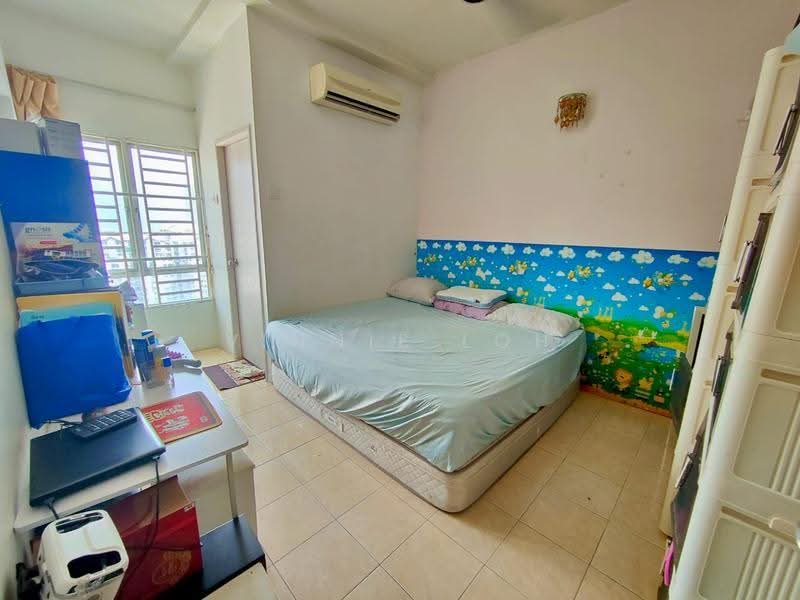 Apartment for Sale at Sri Kristal - Vinnie Loh - Bedroom - PropertyGuru.com.my