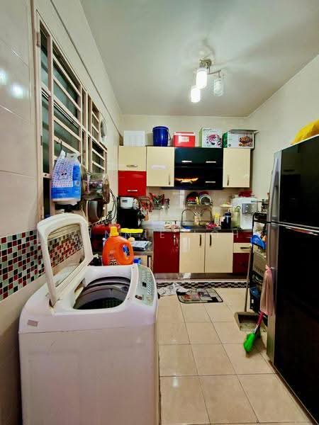 Apartment for Sale at Sri Kristal - Vinnie Loh - Kitchen - PropertyGuru.com.my