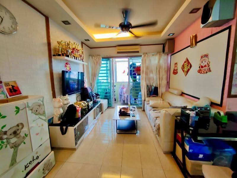 Apartment for Sale at Sri Kristal - Vinnie Loh - Living Room - PropertyGuru.com.my