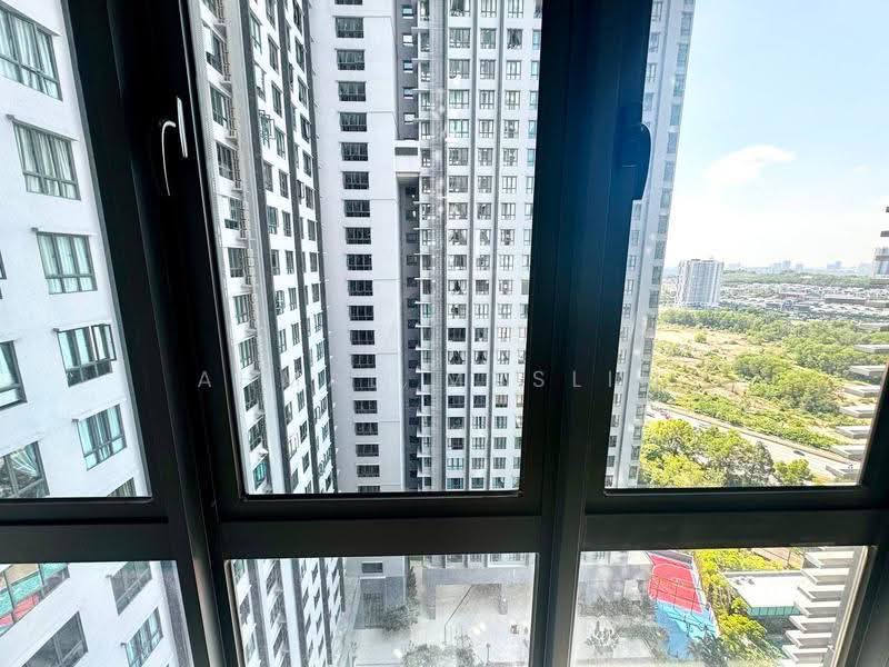 Townhouse for Sale in Seri Kembangan (Selangor) - Ahmad Muslim - View - PropertyGuru.com.my