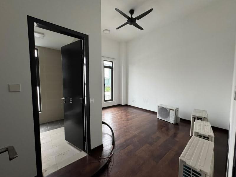 Semi-Detached House for Sale in Bukit Rahman Putra (Sungai Buloh) - Ethan Swe - Interior - PropertyGuru.com.my