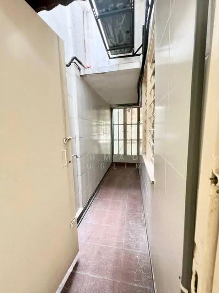 Terraced House for Sale in Bandar Kinrara Seksyen 1 (Bandar Kinrara) - Ahmad Muslim - Corridor - PropertyGuru.com.my