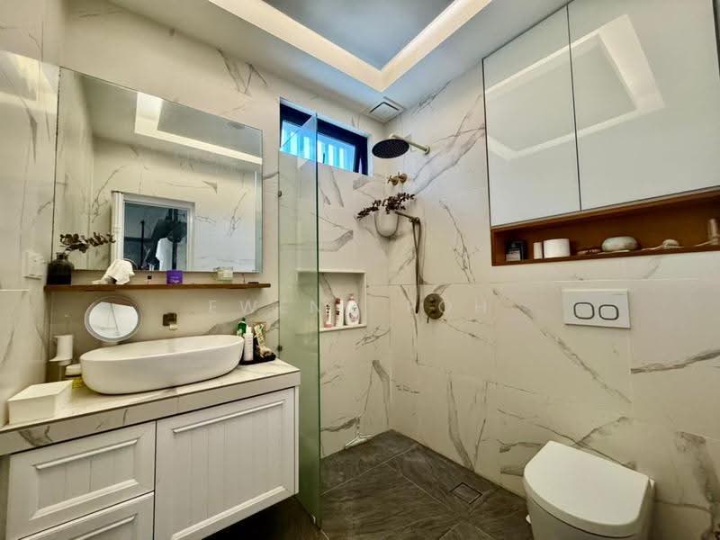 Rumah Teres 2.5-Tingkat untuk Dijual di Ampang Saujana (Ampang) - Eweng Poh - Bathroom - PropertyGuru.com.my