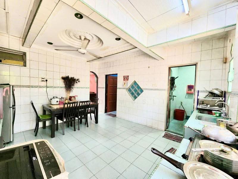 1-storey Terraced House for Sale in Puchong (Selangor) - Ahmad Muslim - PropertyGuru.com.my