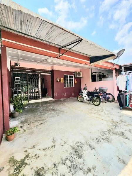 1-storey Terraced House for Sale in Puchong (Selangor) - Ahmad Muslim - PropertyGuru.com.my