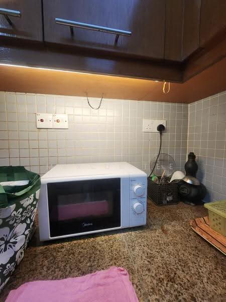 Kondominium untuk Disewa di 10 Semantan Suites - Marcus Tee - Kitchen - PropertyGuru.com.my