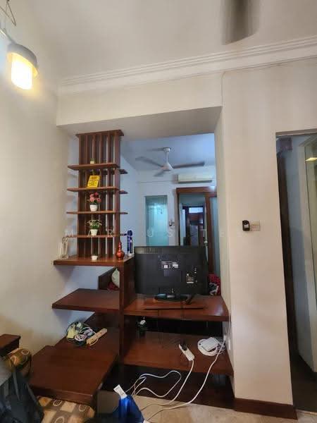 Kondominium untuk Disewa di 10 Semantan Suites - Marcus Tee - Living Room - PropertyGuru.com.my