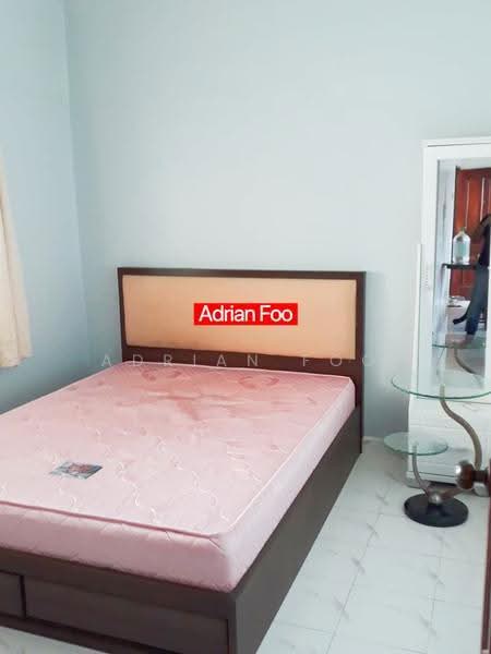 Pangsapuri untuk Disewa di Desa Bistari - Adrian Foo - Bedroom - PropertyGuru.com.my
