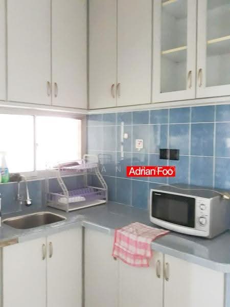 Pangsapuri untuk Disewa di Desa Bistari - Adrian Foo - Kitchen - PropertyGuru.com.my