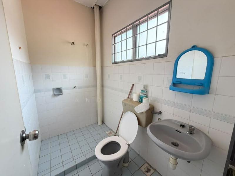 Rumah Teres untuk Dijual di Rawang (Selangor) - Andy Yap - Bathroom - PropertyGuru.com.my