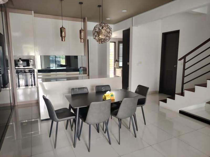 2.5-storey Terraced House for Sale in TTDI Grove (Kajang) - Chris Lee - Dining Room - PropertyGuru.com.my