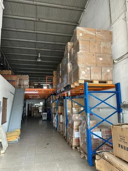 Shop / Office untuk Disewa di Taman Johor Jaya (Johor Bahru) - Suresh Rajendran - Interior - PropertyGuru.com.my