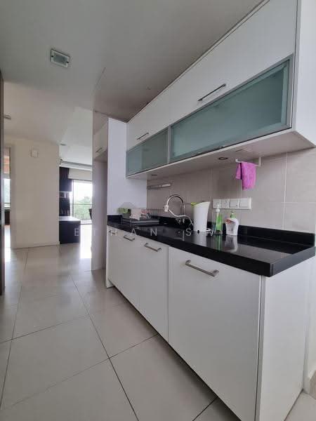 Condominium for Sale at Ara Hill Condominium - Ethan Swe - Kitchen - PropertyGuru.com.my