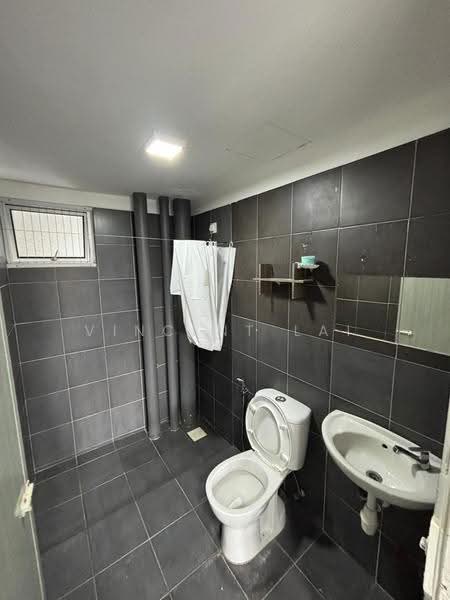 Apartment for Rent at Residensi Enesta - Vincent Lai - Bathroom - PropertyGuru.com.my