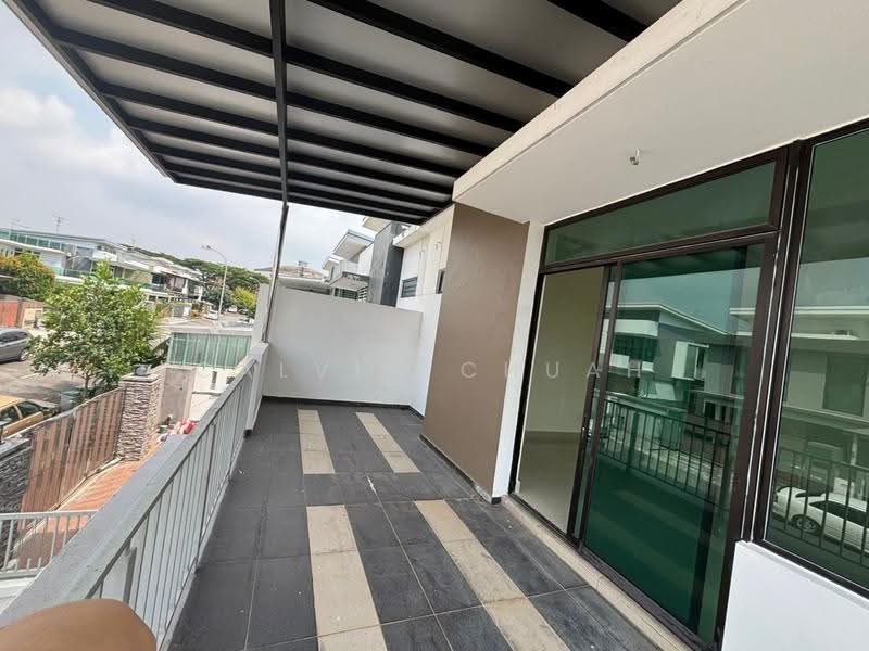 Rumah Kluster untuk Dijual di Johor Bahru (Johor) - Calvin Chuah - Balcony - PropertyGuru.com.my
