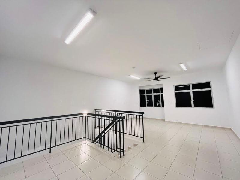 3-storey Terraced House for Rent in Taman Kundang Jaya (Rawang) - Zann Fauzan - Interior - PropertyGuru.com.my