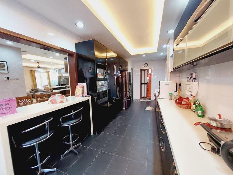 Bungalow House untuk Dijual di Damansara Legenda (Petaling Jaya) - Izzat Zamros - Kitchen - PropertyGuru.com.my