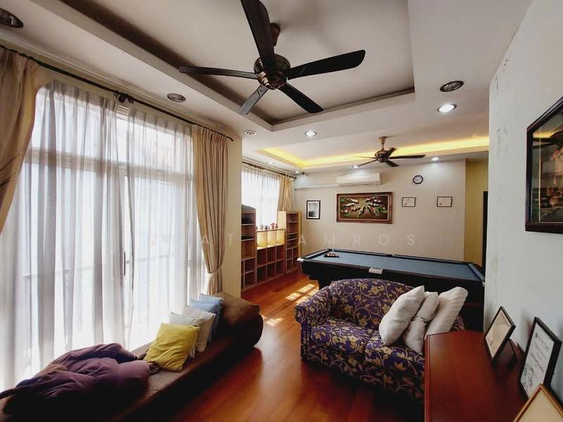 Bungalow House untuk Dijual di Damansara Legenda (Petaling Jaya) - Izzat Zamros - Living Room - PropertyGuru.com.my