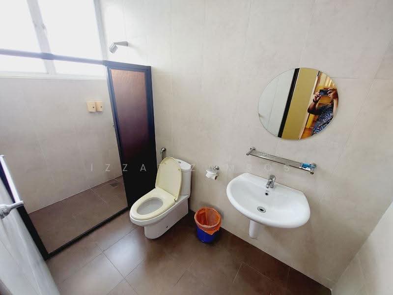 Bungalow House untuk Dijual di Damansara Legenda (Petaling Jaya) - Izzat Zamros - Bathroom - PropertyGuru.com.my