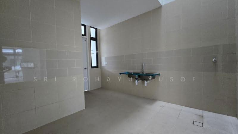 Rumah Berkembar untuk Dijual di IOI Resort City (Putrajaya) - Sri Rohayu Yusof - PropertyGuru.com.my