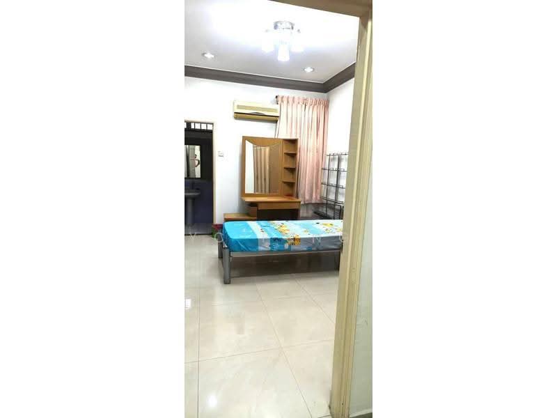 2-storey Terraced House for Rent in Taman Sri Intan (Johor Bahru) - YC Fung - Bedroom - PropertyGuru.com.my