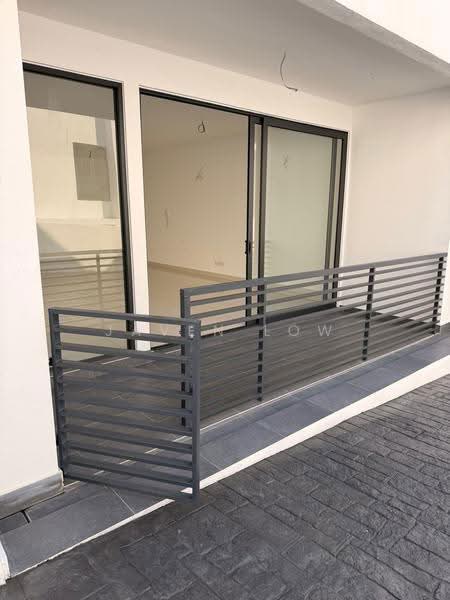 Rumah Teres 2.5-Tingkat untuk Dijual di Damansara Perdana (Selangor) - Javen Low - Exterior - PropertyGuru.com.my
