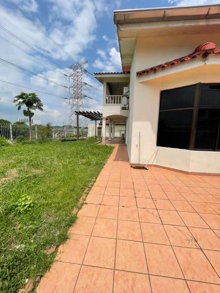 Rumah Teres 1.5-Tingkat untuk Dijual di Taman Pelangi (Johor Bahru) - Wallace Ang - Exterior - PropertyGuru.com.my