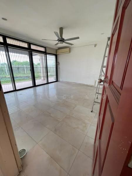 Rumah Teres 1.5-Tingkat untuk Dijual di Taman Pelangi (Johor Bahru) - Wallace Ang - Living Room - PropertyGuru.com.my