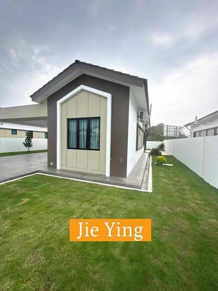 Bungalow House for Sale in Taman Pekatra Indah (Simpang Ampat) - Jie Ying - Exterior - PropertyGuru.com.my