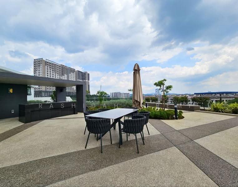 Kediaman Servis untuk Dijual di Parkland Residence - Rashidah Juremi - Exterior - PropertyGuru.com.my