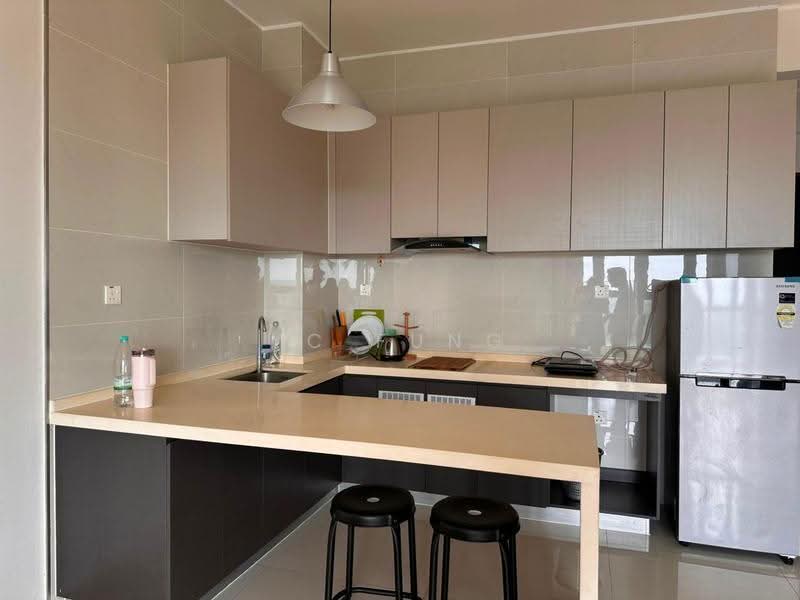 Condominium for Rent at Amberside @ Country Garden Danga Bay - YC Fung - Kitchen - PropertyGuru.com.my