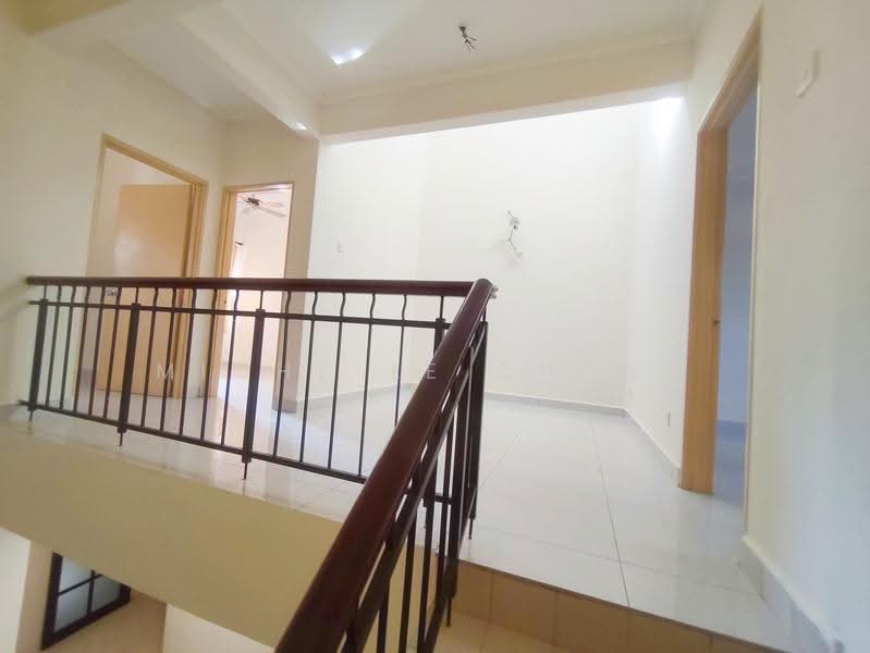 Rumah Teres 2-Tingkat untuk Dijual di Taman Bukit Subang (Shah Alam) - Michelle Chong - PropertyGuru.com.my