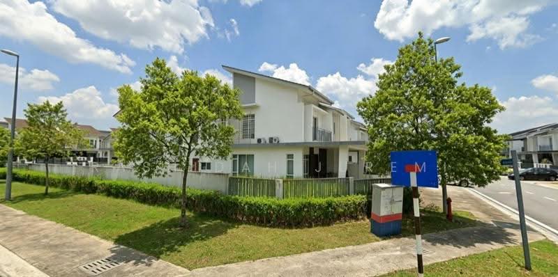 Rumah Berkembar untuk Dijual di Rawang (Selangor) - Rashidah Juremi - Exterior - PropertyGuru.com.my