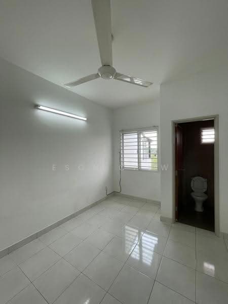 2-storey Terraced House for Rent in Kajang (Selangor) - Eson Chew - Bathroom - PropertyGuru.com.my
