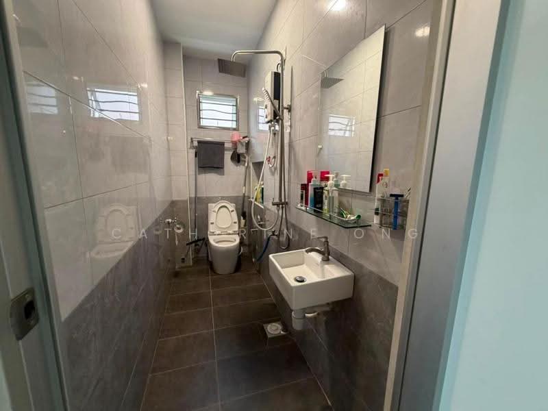 Rumah Berkembar untuk Dijual di Taman Pelangi Indah (Ulu Tiram) - Catherine Ong - PropertyGuru.com.my