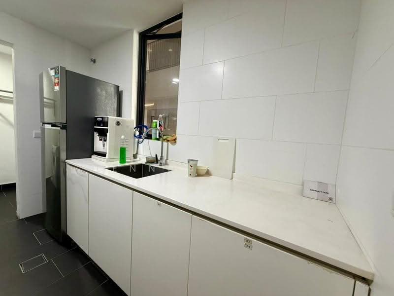 Service Residence for Rent at SqWhere Service Apartments - Lennon Poon - Kitchen - PropertyGuru.com.my