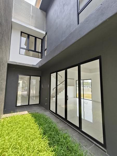 Rumah Teres 2-Tingkat untuk Disewa di Bandar Gamuda Cove (Dengkil) - William Pua - Exterior - PropertyGuru.com.my