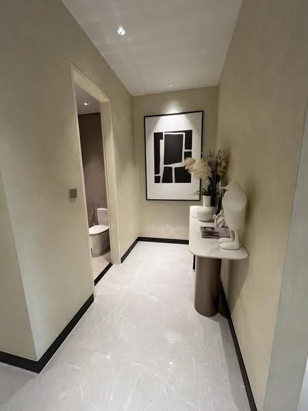 Kondominium untuk Dijual di Aosis Mont Kiara - Ivann T - Corridor - PropertyGuru.com.my