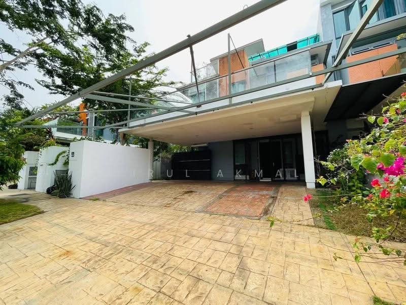 Rumah Berkembar untuk Dijual di Bandar Baru Bangi (Selangor) - Amirul Akmal - Exterior - PropertyGuru.com.my