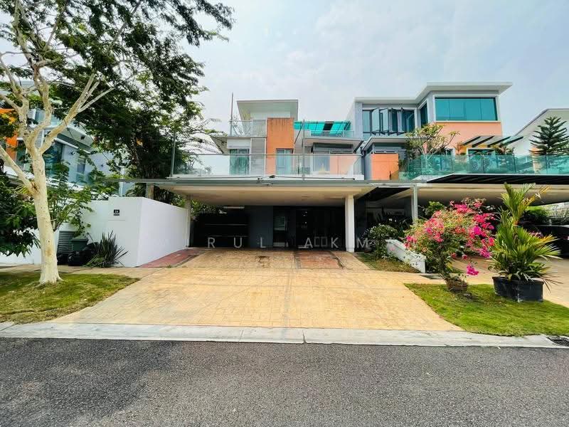 Rumah Berkembar untuk Dijual di Bandar Baru Bangi (Selangor) - Amirul Akmal - Exterior - PropertyGuru.com.my