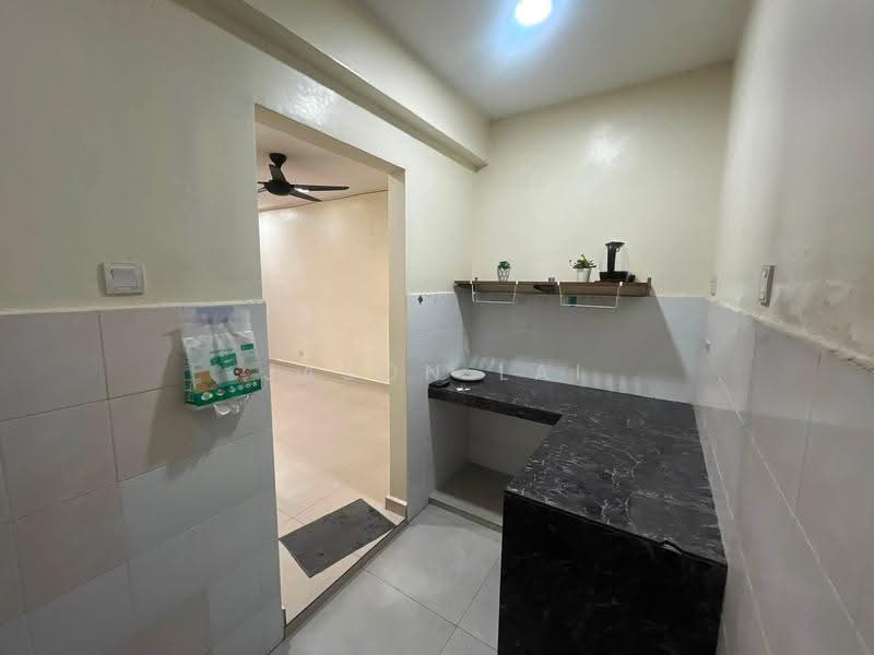 Apartment for Sale at Jelutong Apartment - Jason Lai - Kitchen - PropertyGuru.com.my