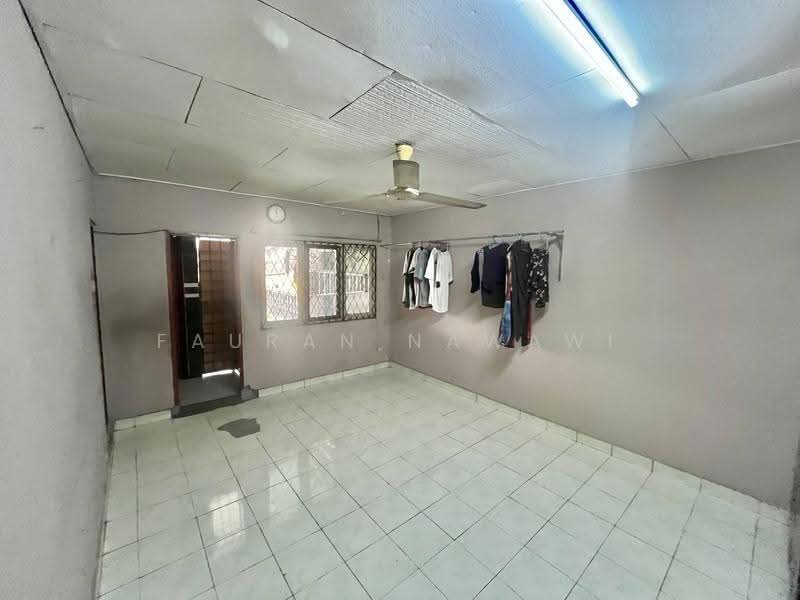 2-storey Terraced House for Sale in Taman Serdang Jaya (Seri Kembangan) - Fauran Nawawi - PropertyGuru.com.my
