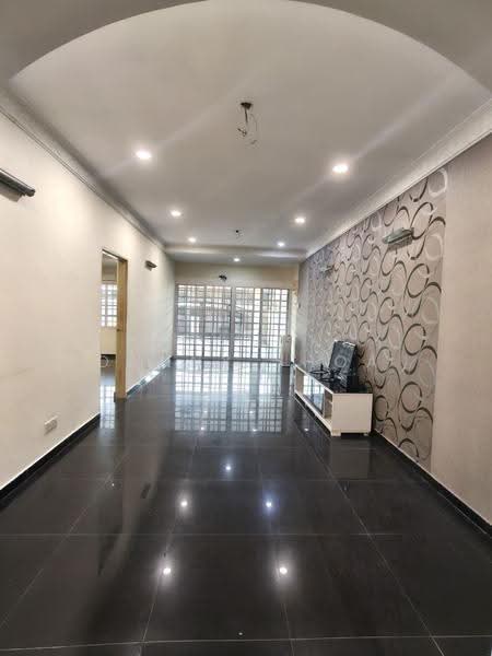 Rumah Teres 1-Tingkat untuk Dijual di Taman Rasah Jaya (Rasah) - Danny Shoa - Living Room - PropertyGuru.com.my