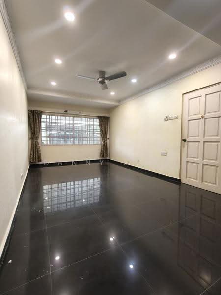 Rumah Teres 1-Tingkat untuk Dijual di Taman Rasah Jaya (Rasah) - Danny Shoa - Living Room - PropertyGuru.com.my