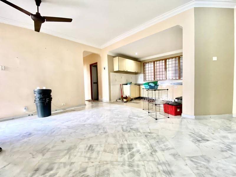Kondominium untuk Dijual di Sri Angsana Hilir - Fauran Nawawi - Living Room - PropertyGuru.com.my