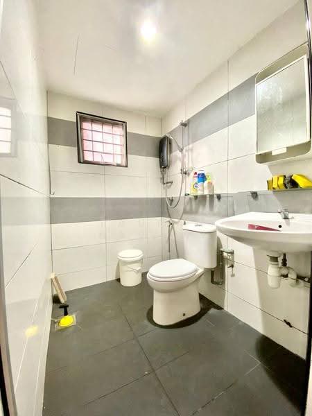 Kondominium untuk Dijual di Sri Angsana Hilir - Fauran Nawawi - Bathroom - PropertyGuru.com.my