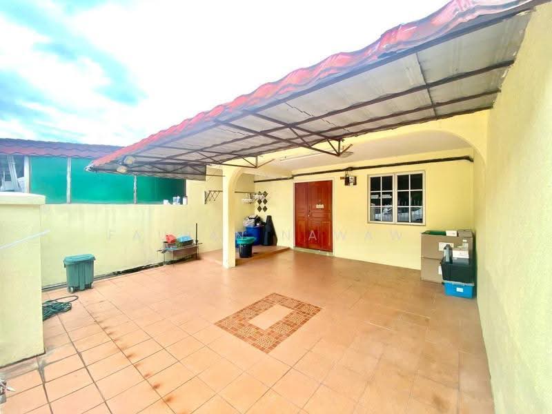 1-storey Terraced House for Sale in Puchong (Selangor) - Fauran Nawawi - Exterior - PropertyGuru.com.my