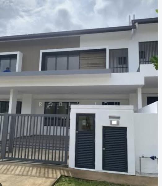 2-storey Terraced House for Sale in Rawang (Selangor) - Robin Loh - Exterior - PropertyGuru.com.my