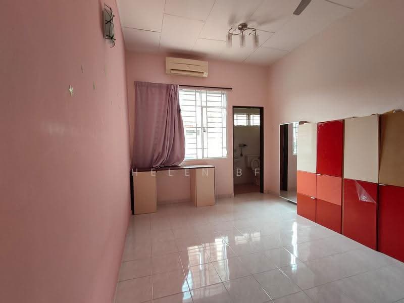 Rumah Teres 2-Tingkat untuk Dijual di Taman Saujana Indah (Bukit Katil) - Helen BF - Interior - PropertyGuru.com.my
